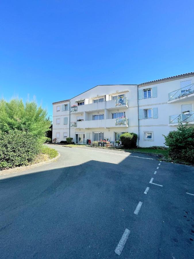 Domitys Le Clos Du Cedre Aparthotel Dompierre-sur-Mer Exterior foto